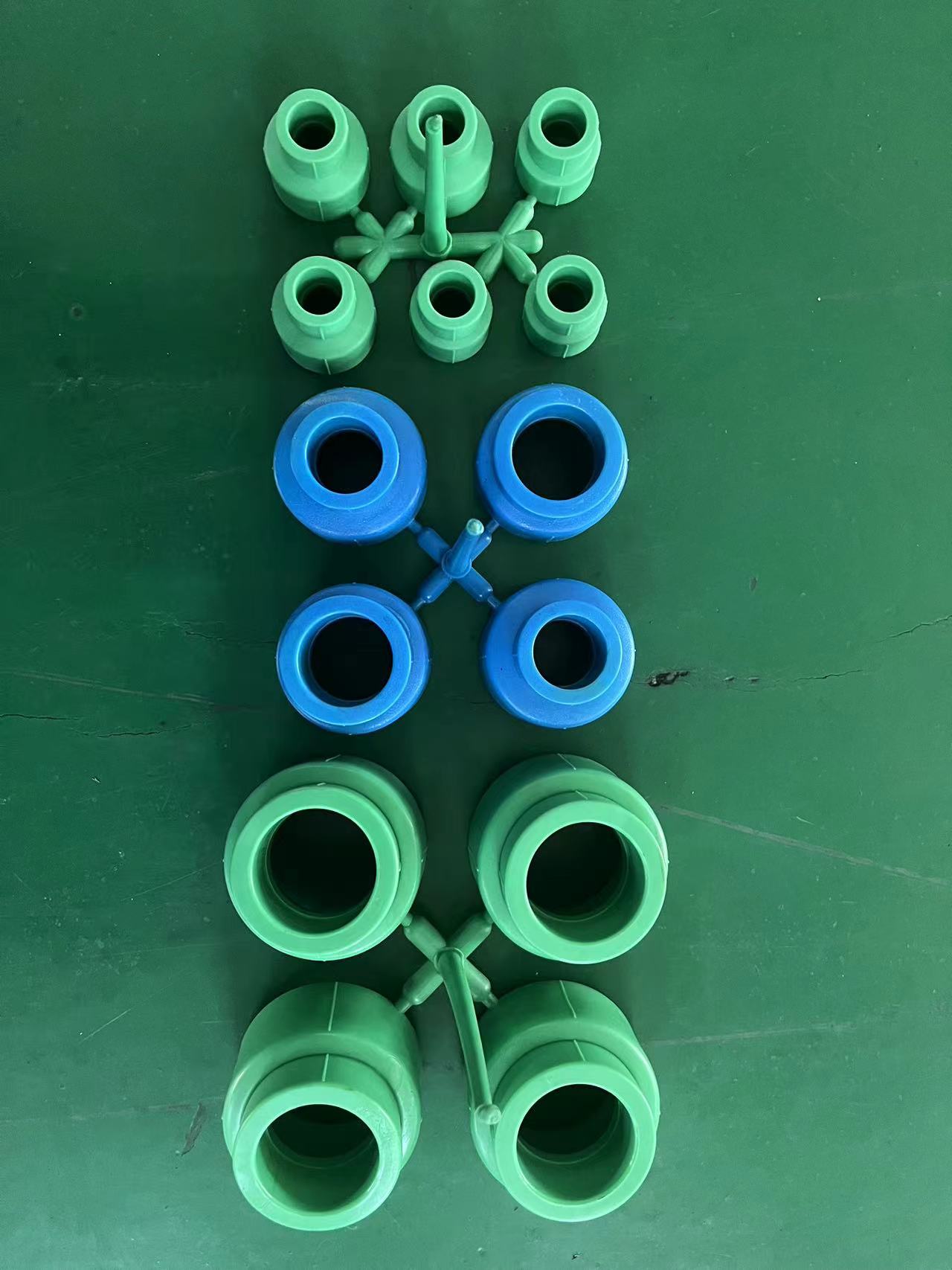 Plastic PPR Pvc Pipe Fitting Making Injection Molding Machine